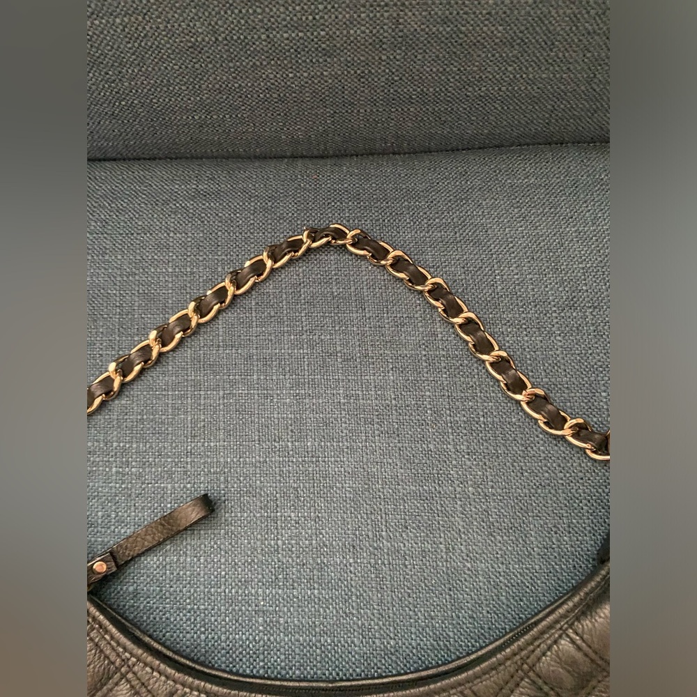 The Sak Black Hobo Bag with Quilted Design - Picture 4 of 15